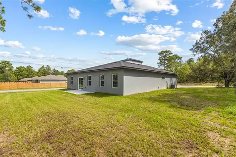 1071 W Hampshire Boulevard Dunnellon FL 34434