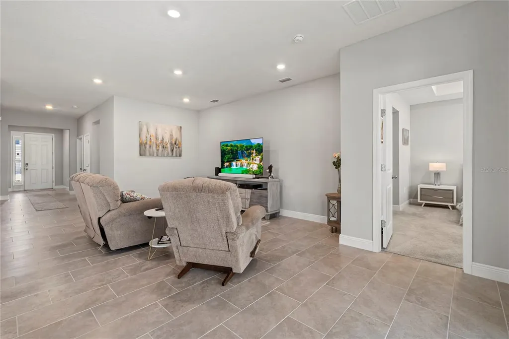 5282 Grove Mill Loop Lakewood Ranch FL 34211