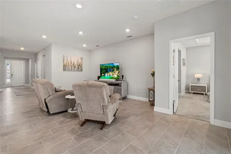5282 Grove Mill Loop Lakewood Ranch FL 34211