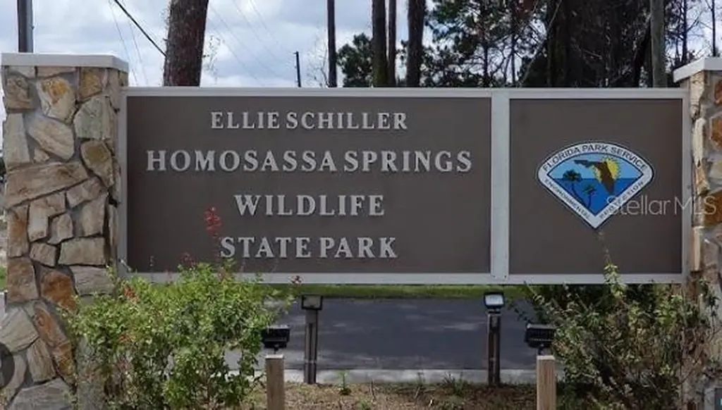 Lot 9 Commercial Way Brooksville FL 34614