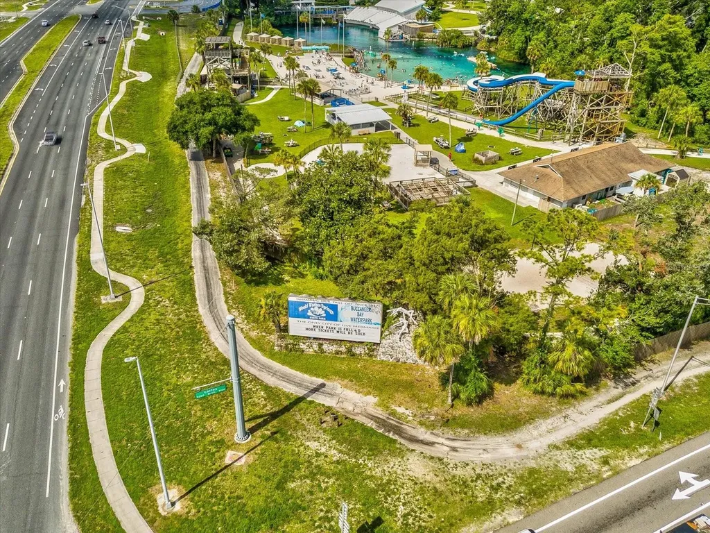 Lot 9 Commercial Way Brooksville FL 34614