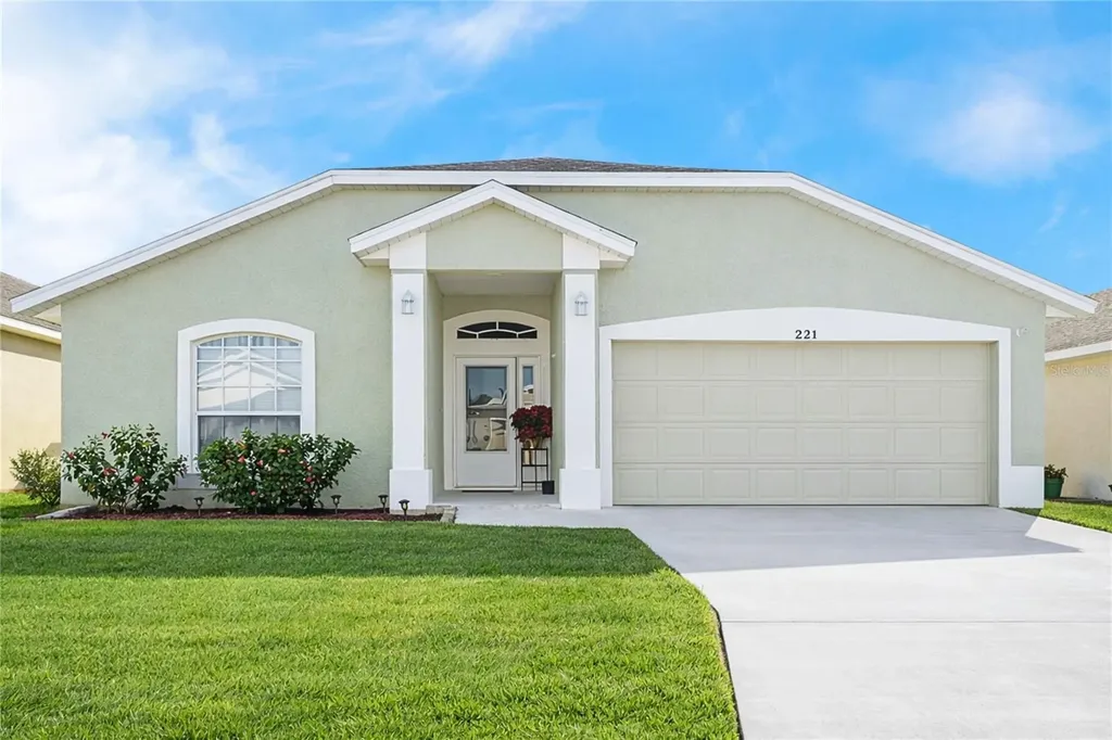 221 Prather Drive Davenport FL 33837