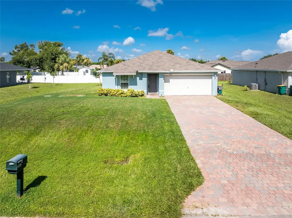 1203 Desmond Street Port Charlotte FL 33952
