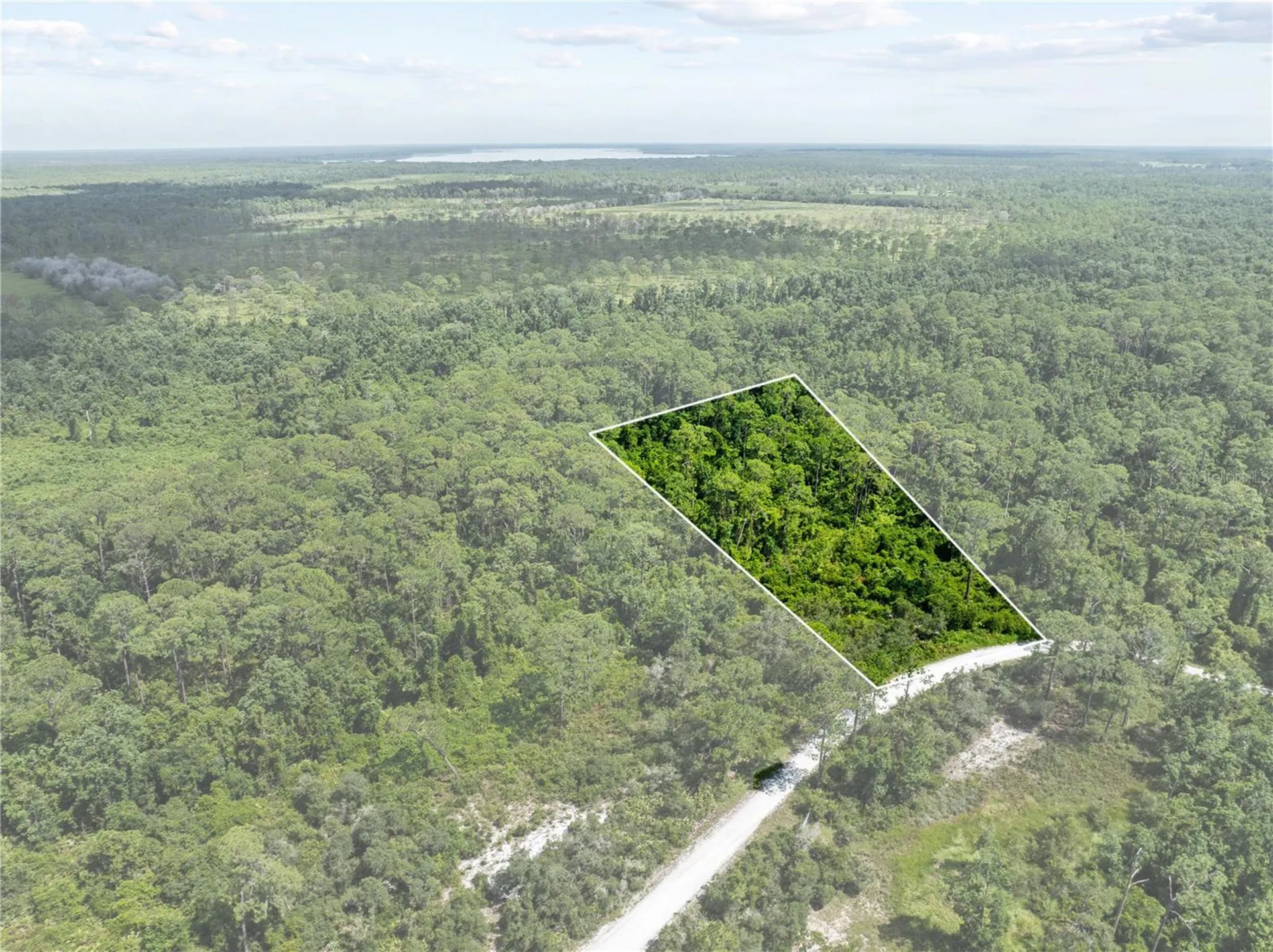 2641 Bear Run S Frostproof FL 33843