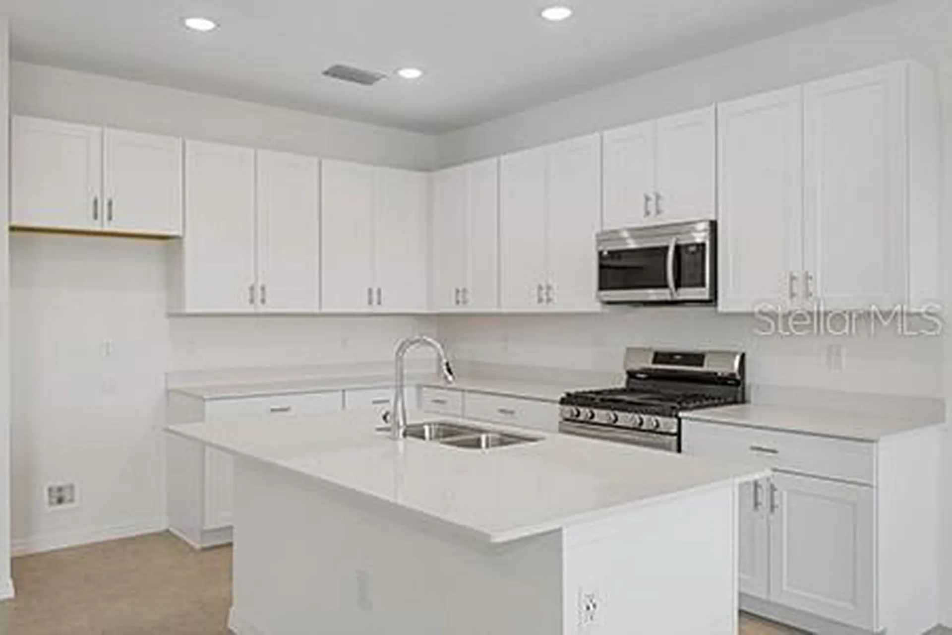 3088 Windswept Wildwood FL 34785