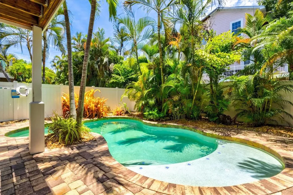 145 50th Street Holmes Beach FL 34217