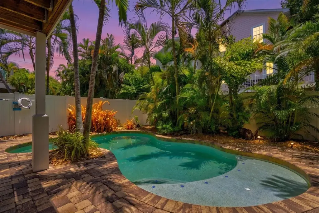 145 50th Street Holmes Beach FL 34217