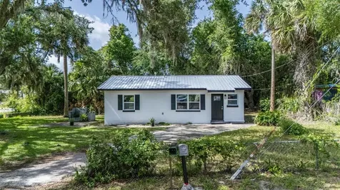 1701 Wapalaw Street Palatka FL 32177