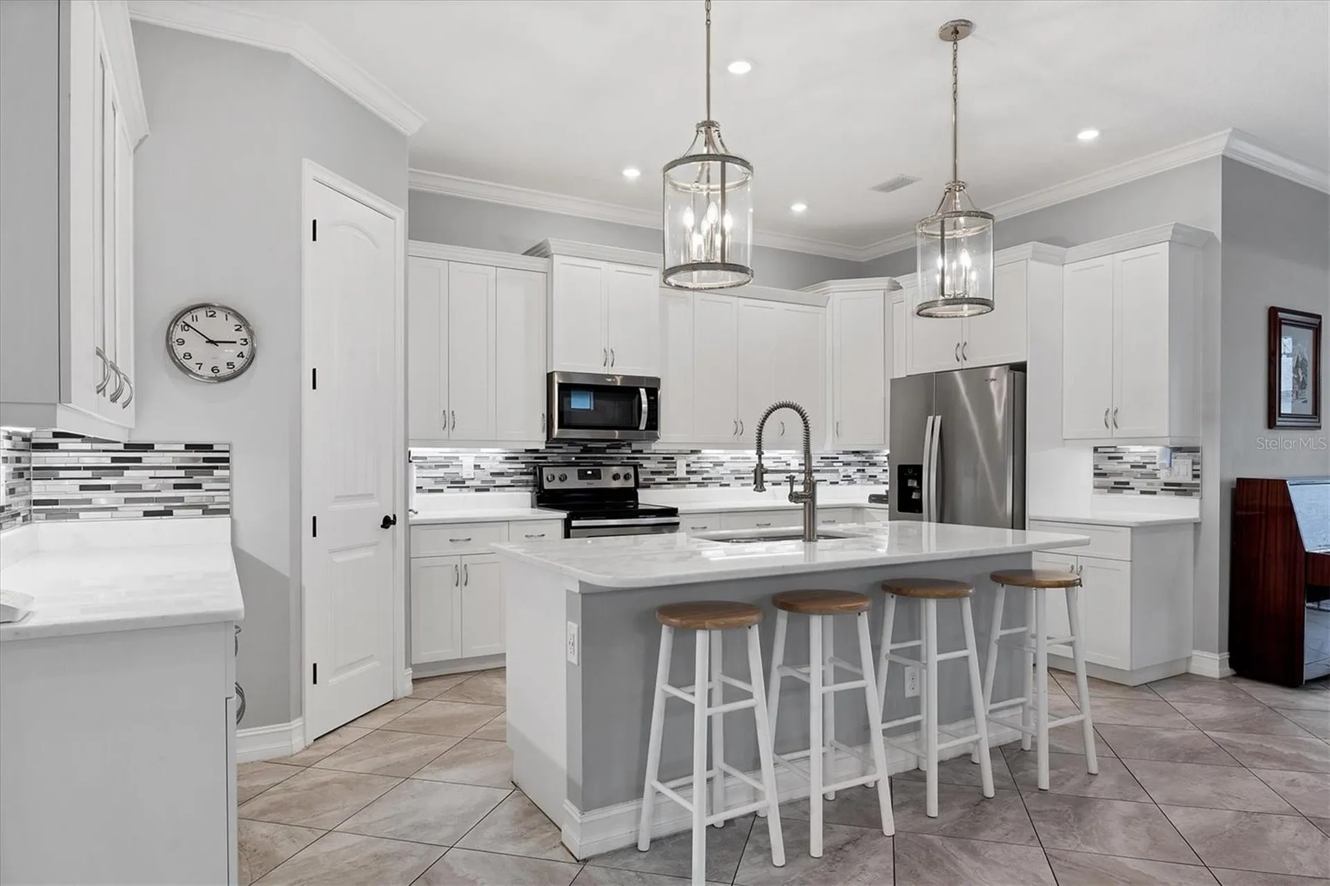 6636 35th Court E Sarasota FL 34243