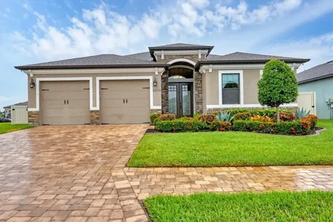 6636 35th Court E Sarasota FL 34243