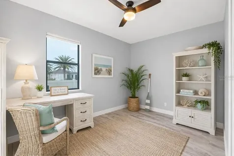6636 35th Court E Sarasota FL 34243