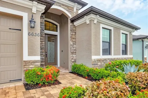 6636 35th Court E Sarasota FL 34243