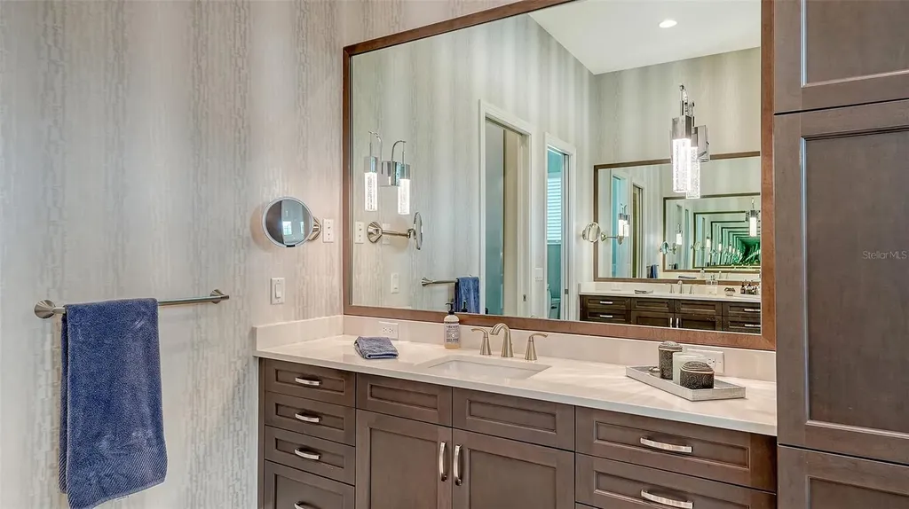 4914 Benito Court Bradenton FL 34211