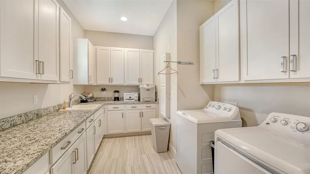 4914 Benito Court Bradenton FL 34211