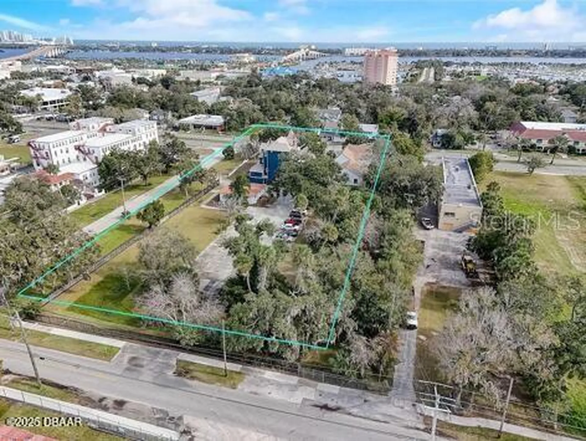 404 S Ridgewood Avenue Daytona Beach FL 32114