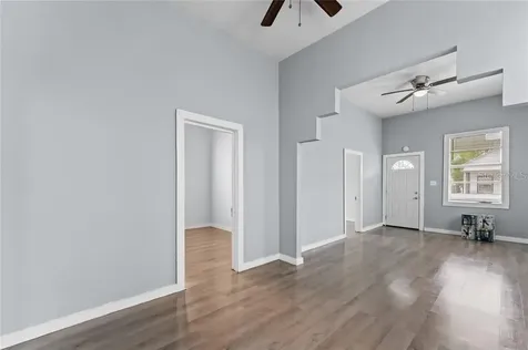 2320 W Walnut Street Tampa FL 33607