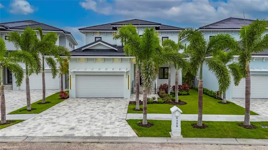 6528 Simone Shores Circle Apollo Beach FL 33572