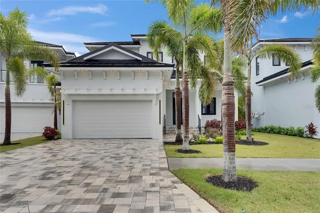6528 Simone Shores Circle Apollo Beach FL 33572