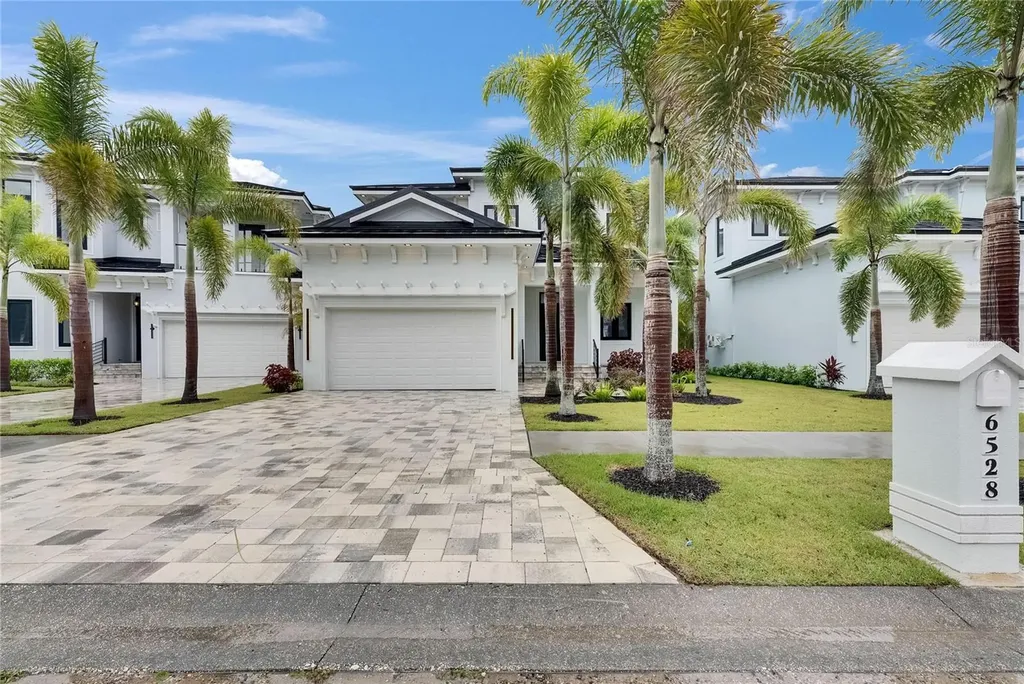 6528 Simone Shores Circle Apollo Beach FL 33572