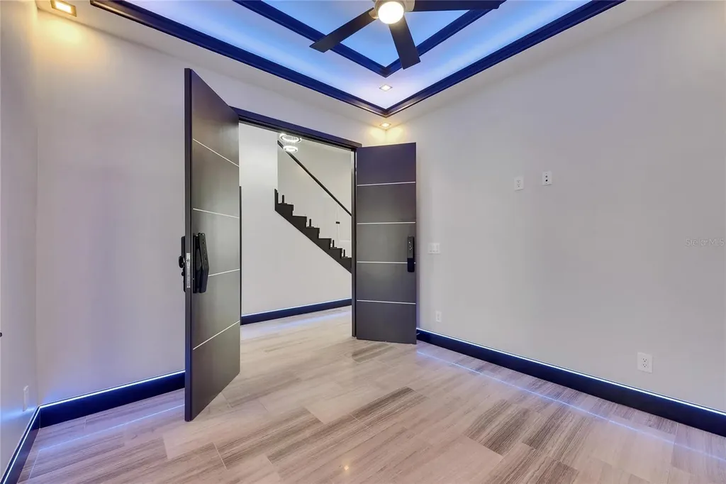 6528 Simone Shores Circle Apollo Beach FL 33572