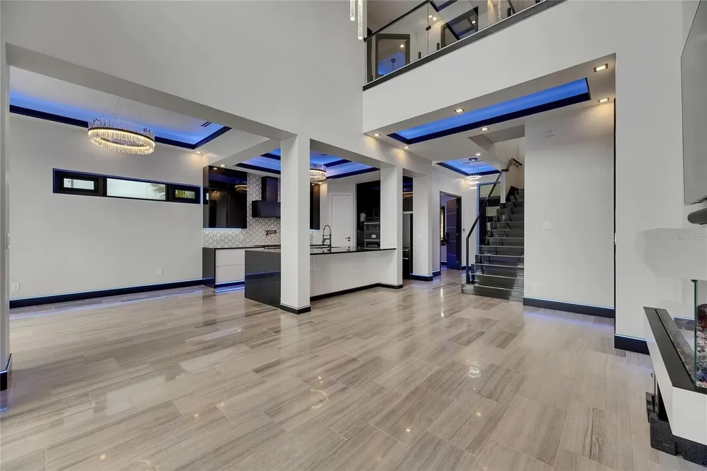 6528 Simone Shores Circle Apollo Beach FL 33572