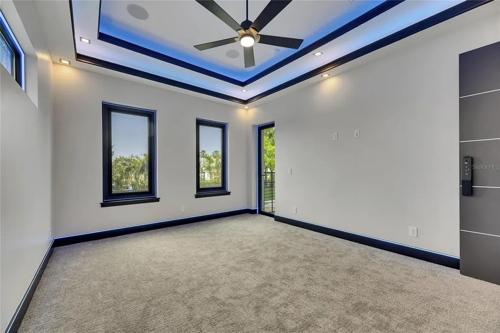 6528 Simone Shores Circle Apollo Beach FL 33572