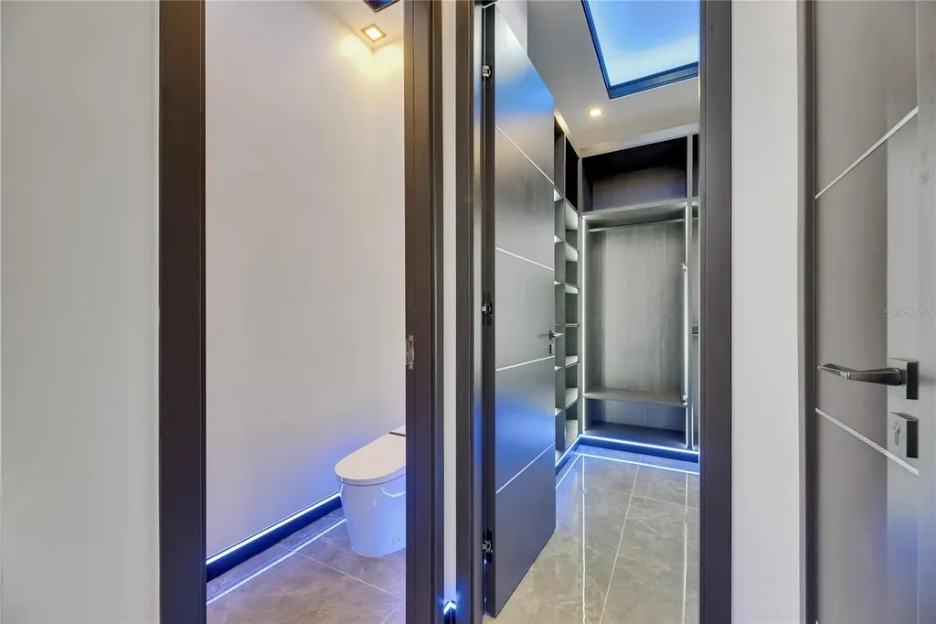 6528 Simone Shores Circle Apollo Beach FL 33572