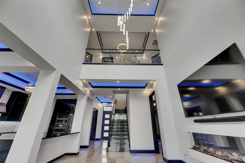 6528 Simone Shores Circle Apollo Beach FL 33572