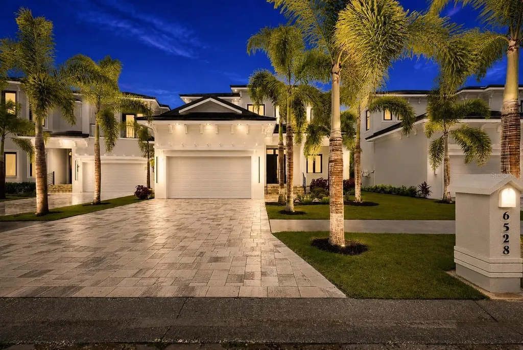 6528 Simone Shores Circle Apollo Beach FL 33572