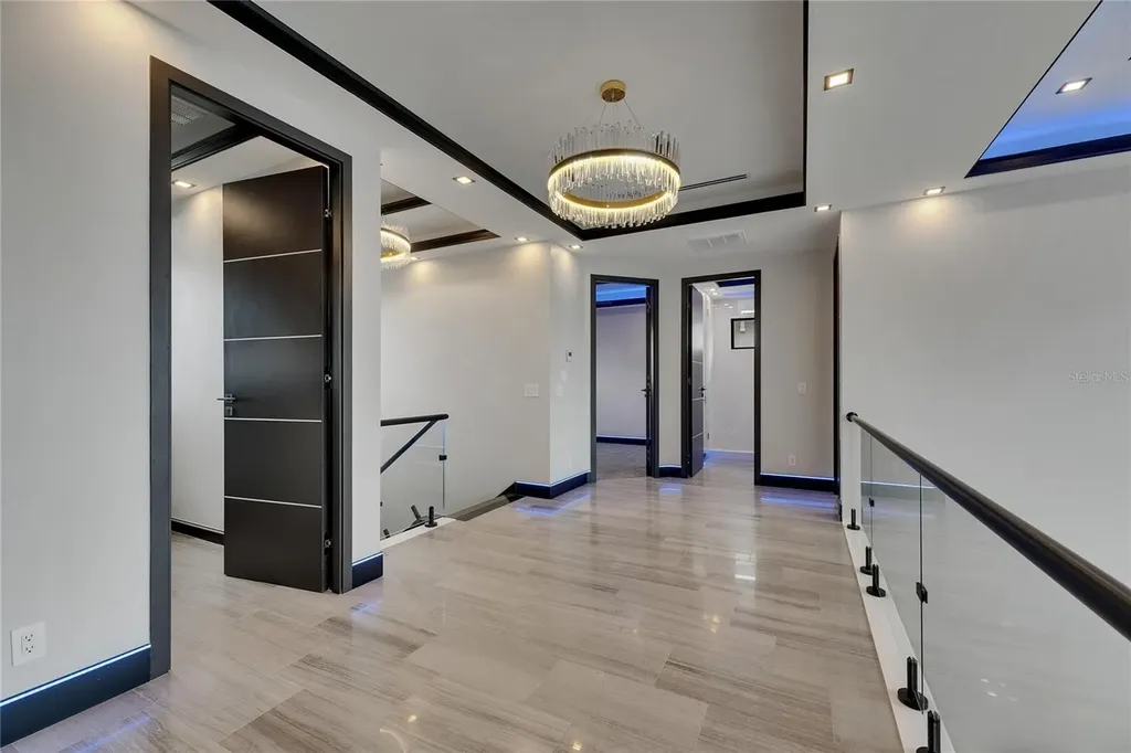 6528 Simone Shores Circle Apollo Beach FL 33572