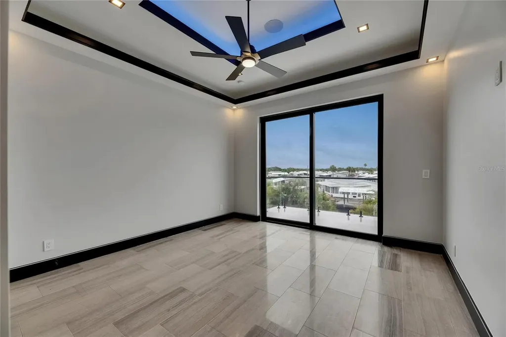 6528 Simone Shores Circle Apollo Beach FL 33572