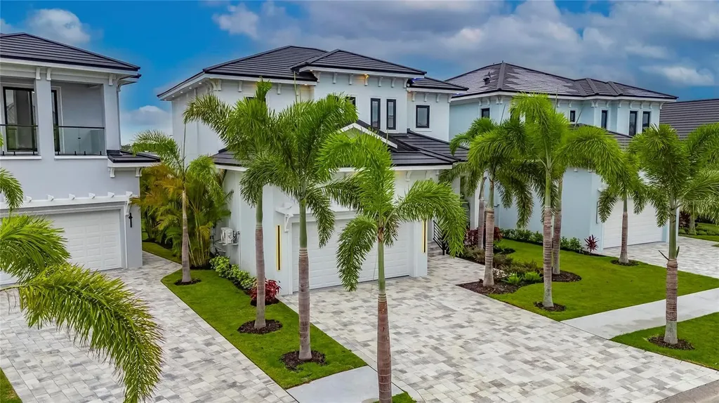 6528 Simone Shores Circle Apollo Beach FL 33572