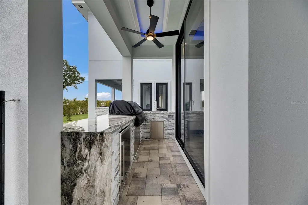 6528 Simone Shores Circle Apollo Beach FL 33572