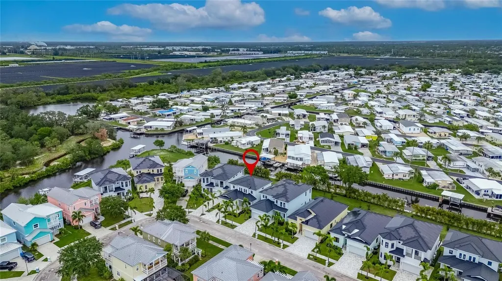 6528 Simone Shores Circle Apollo Beach FL 33572