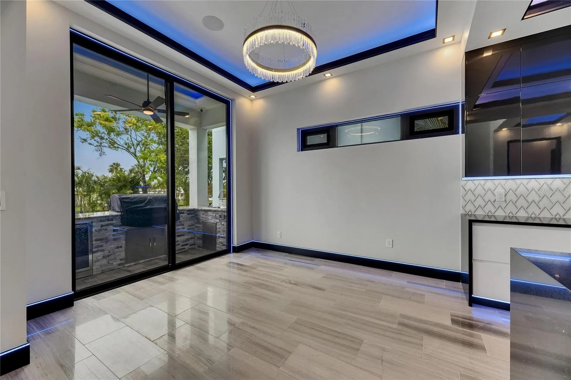 6528 Simone Shores Circle Apollo Beach FL 33572