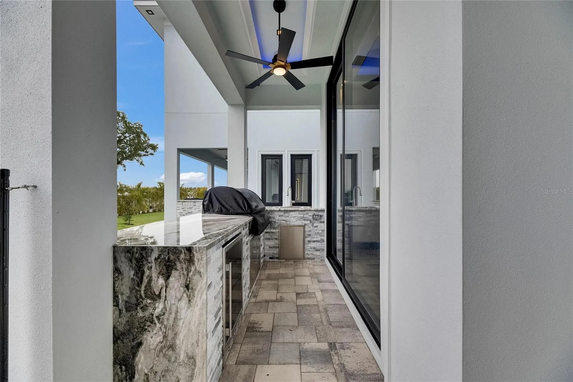 6528 Simone Shores Circle Apollo Beach FL 33572