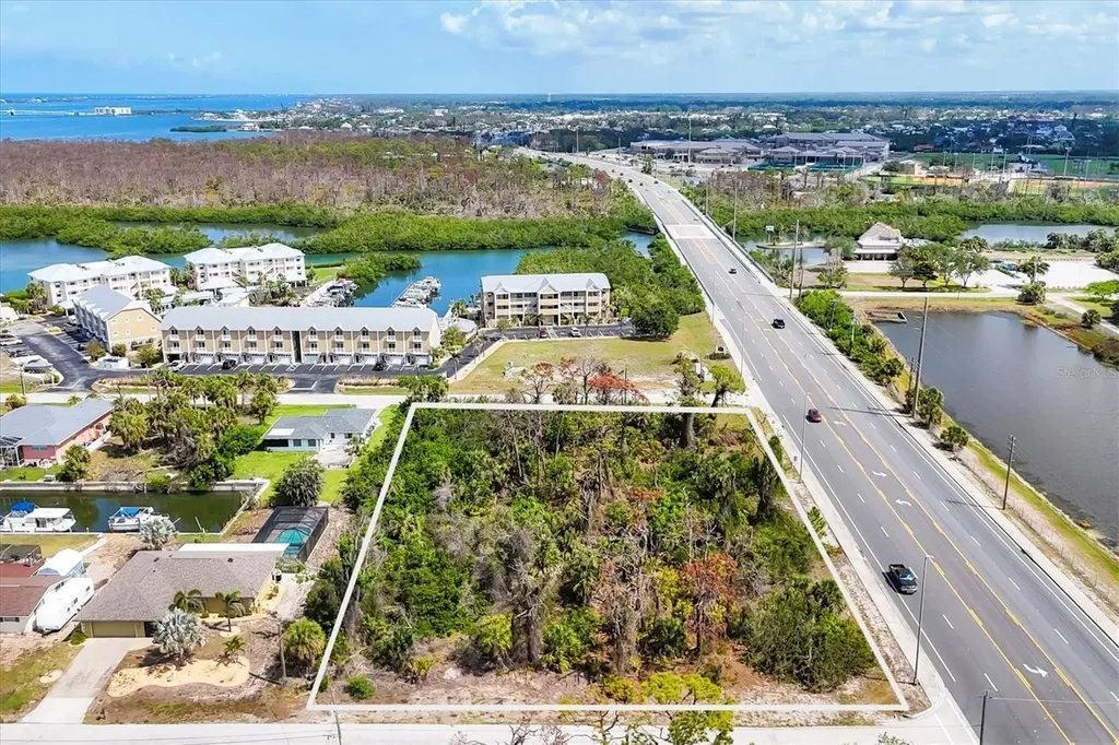 2440 Placida Road Englewood FL 34224
