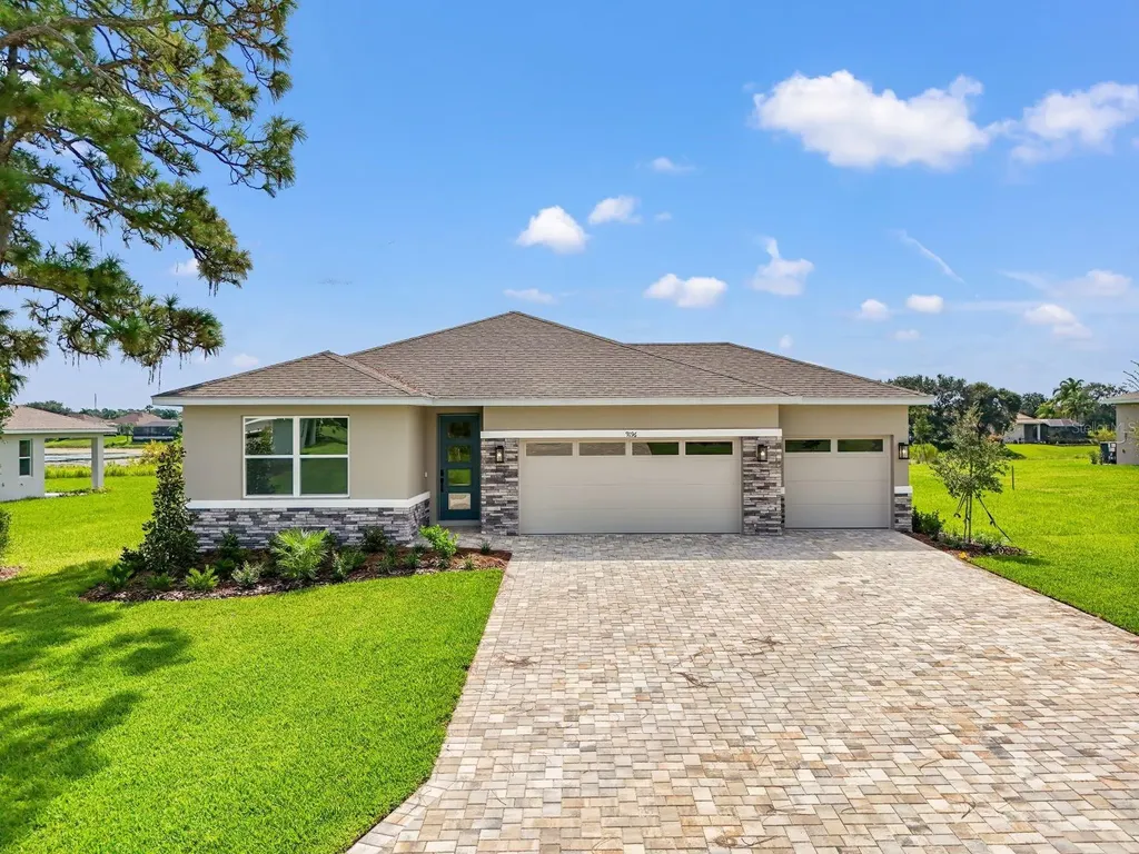 9196 Players Drive Weeki Wachee FL 34613