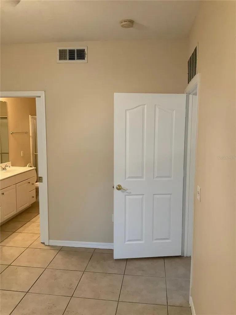 2275 NW 16th Terrace Gainesville FL 32605