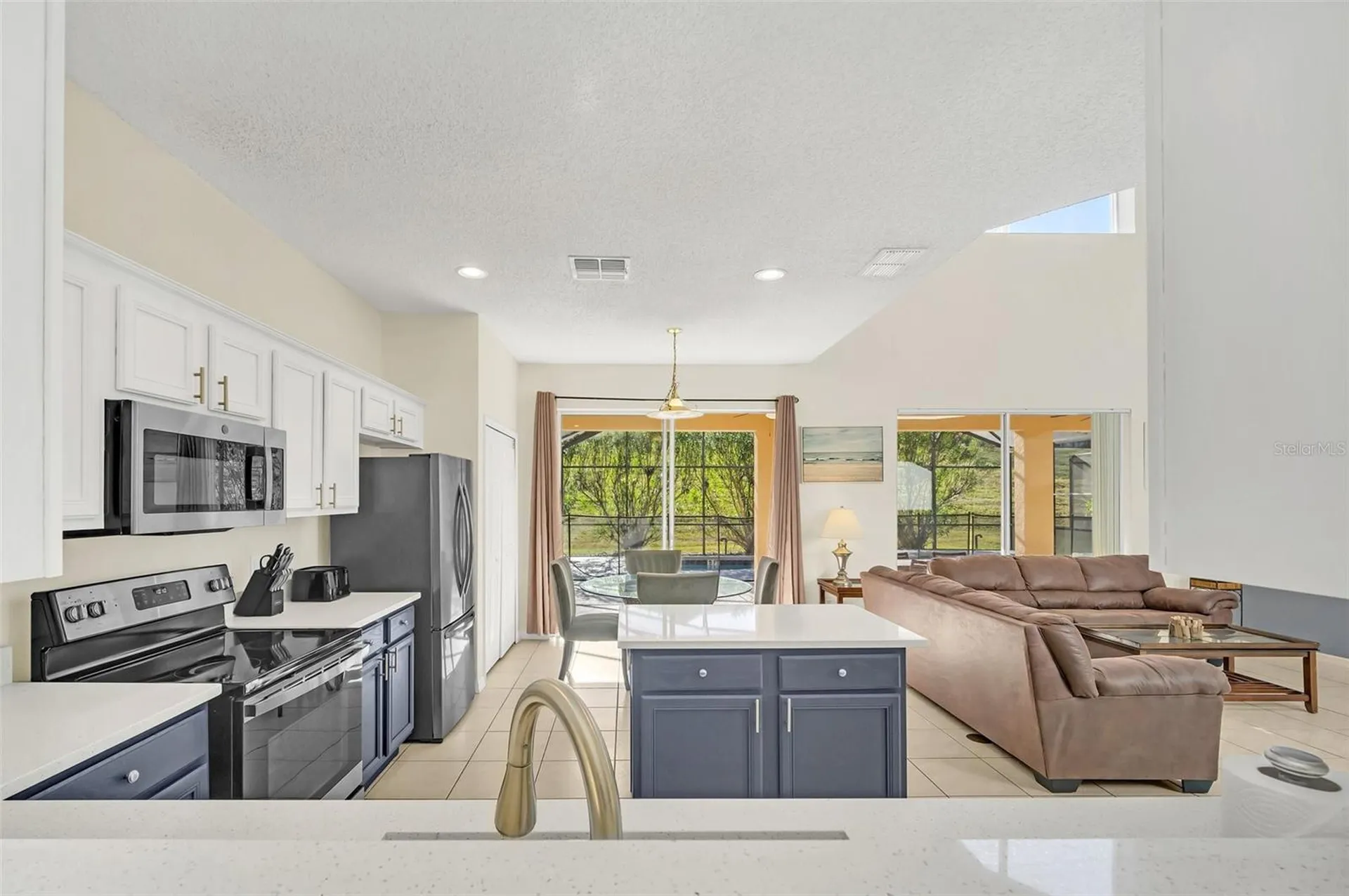 8622 La Isla Drive Kissimmee FL 34747