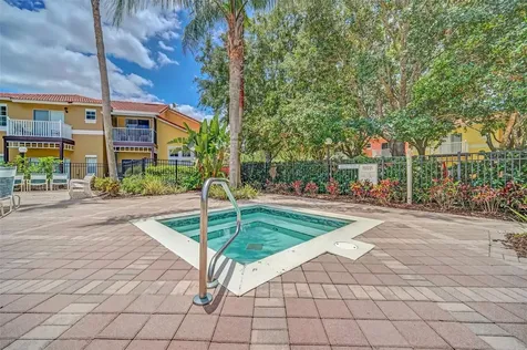 8622 La Isla Drive Kissimmee FL 34747