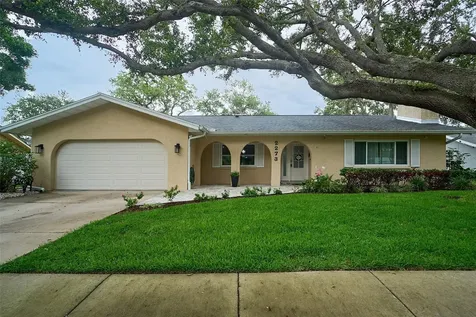 2273 Willowbrook Drive Clearwater FL 33764