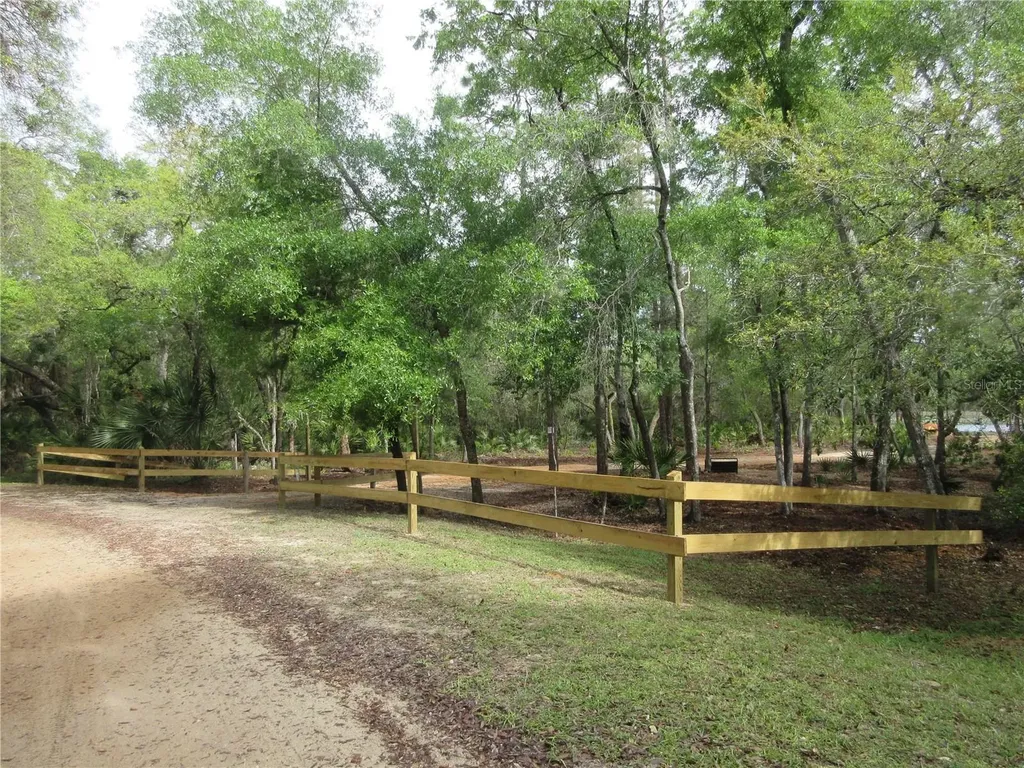 0 SE 10th Street Silver Springs FL 34488