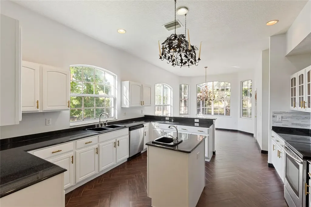 3062 Sutton Woods Drive Plant City FL 33566