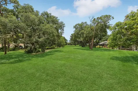 3062 Sutton Woods Drive Plant City FL 33566