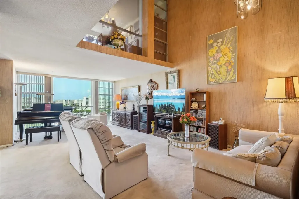 7400 Sun Island Drive S South Pasadena FL 33707