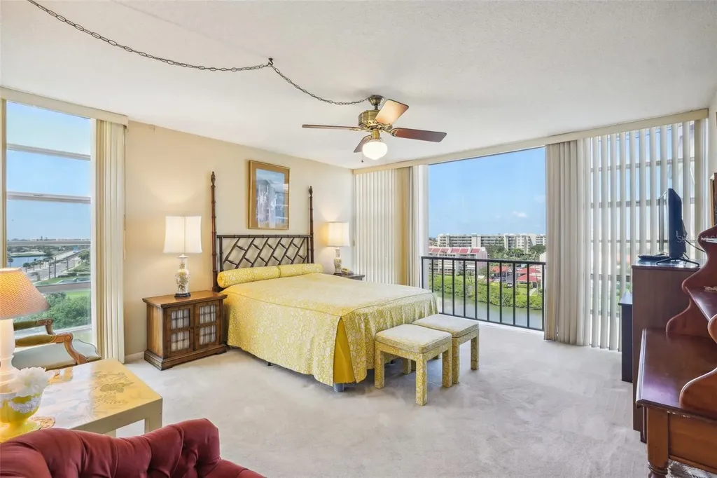 7400 Sun Island Drive S South Pasadena FL 33707