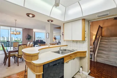 7400 Sun Island Drive S South Pasadena FL 33707