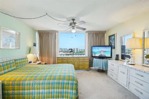 7400 Sun Island Drive S South Pasadena FL 33707