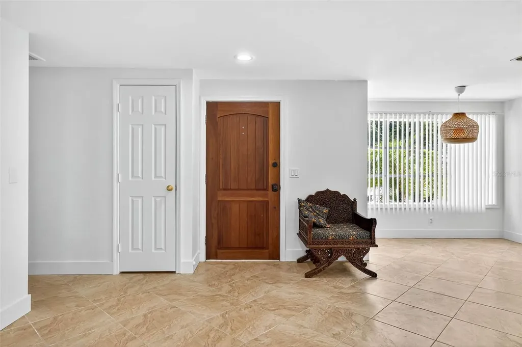 3225 W Shell Point Road Ruskin FL 33570